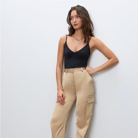 Babaton/ Aritzia NWOT Cambria Contour Camisole - Picture 6 of 6